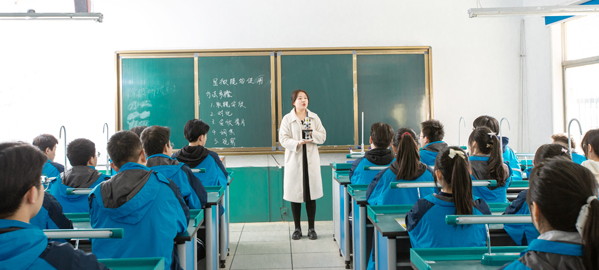 宝塔引入导师机制，准确把握考试方向